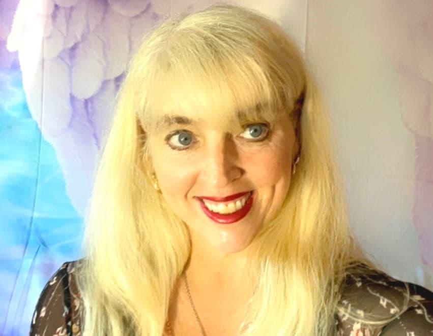 Shannon Leischner, Certified Hypnotherapist, Reiki Master, Life Coach - Spiritual Catalyst